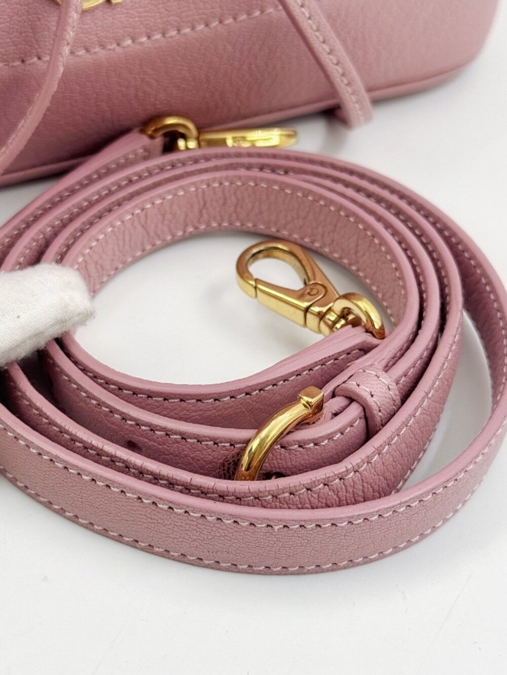 Salvatore Ferragamo Millie Pink Leather Bucket Bag 2-Way Shoulder Crossbody - Picture 7 of 14